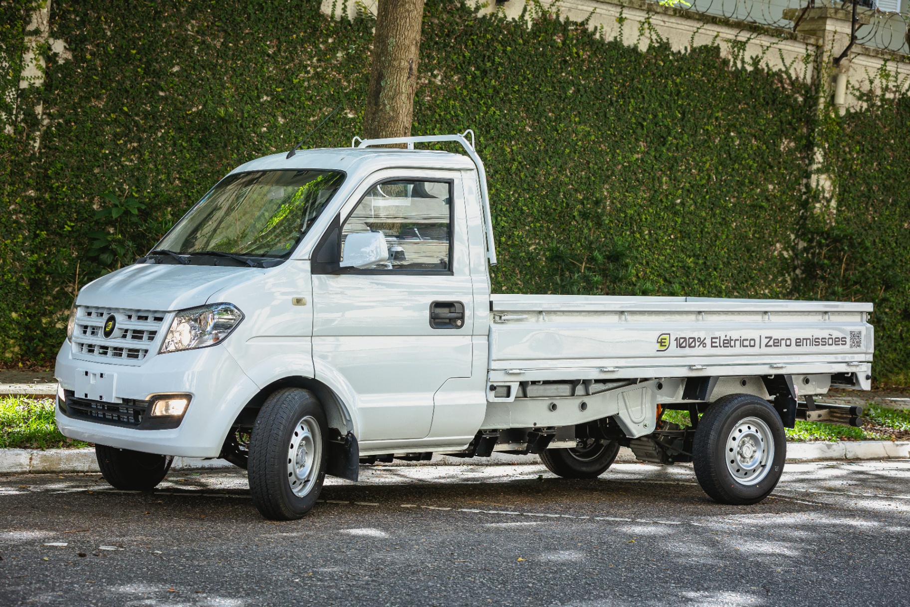 E-Work EC31 - Vista lateral completa